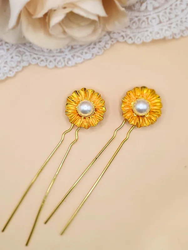 Gold_Alloy_Premium_Hair_Pins_For_Women