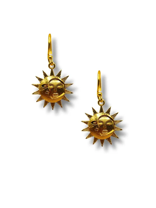 Gold_Alloy_With_Gold_Plating_Premium_Hook_Earrings_For_Women