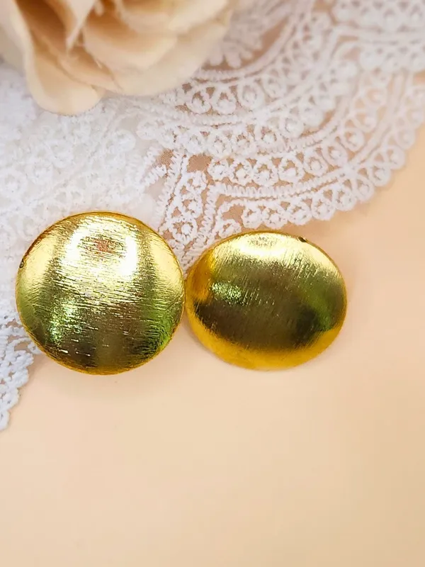 Gold_Alloy_With_Gold_Plating_Premium_Stud_Earrings_For_Women
