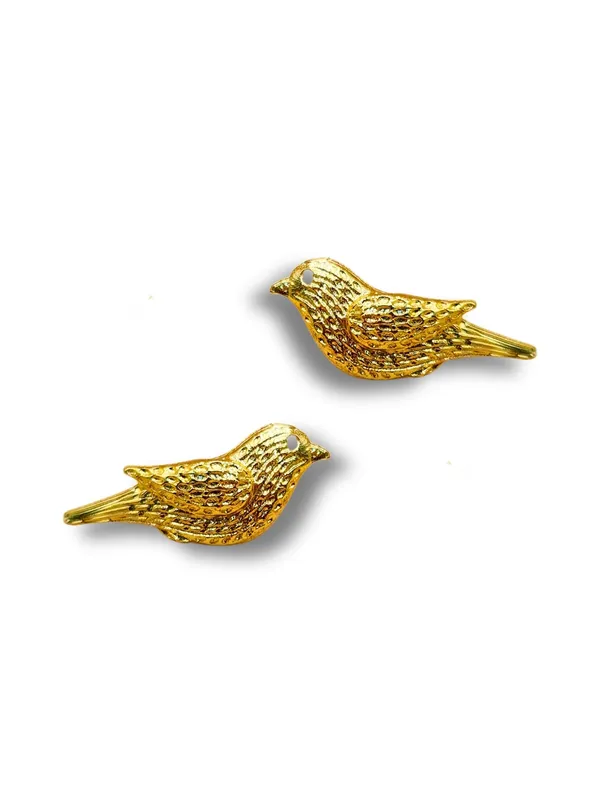 Gold_Alloy_With_Gold_Plating_Premium_Earrings_For_Women