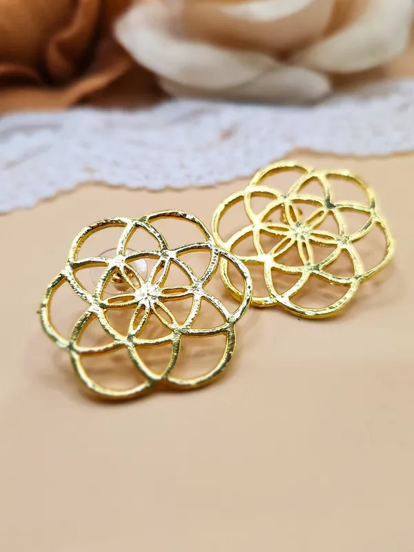 Gold_Alloy_With_Gold_Plating_Premium_Earrings_For_Women