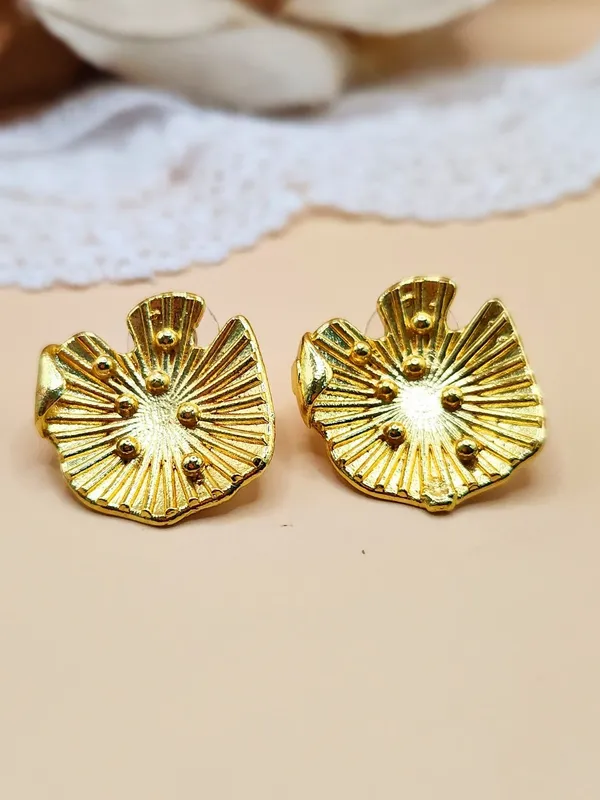 Gold_Alloy_With_Gold_Plating_Premium_Stud_Earrings_For_Women