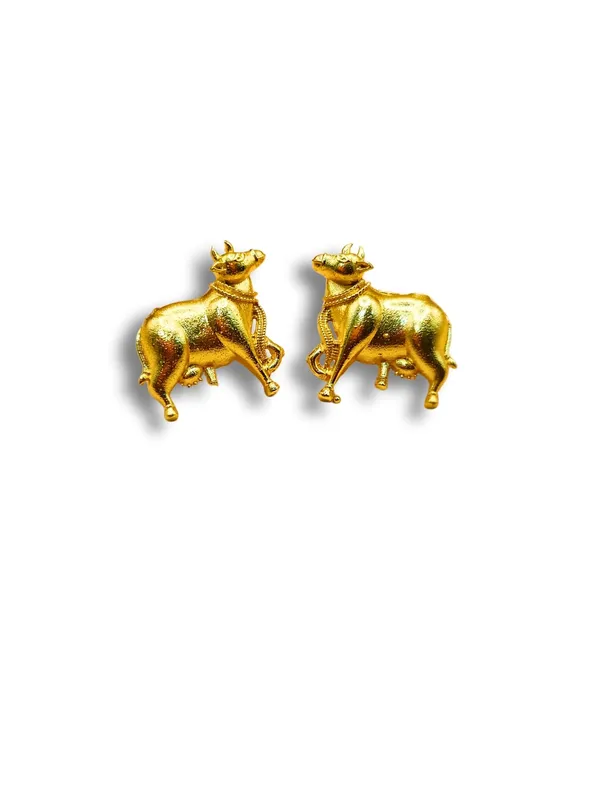 Gold_Alloy_With_Gold_Plating_Premium_Stud_Earrings_For_Women