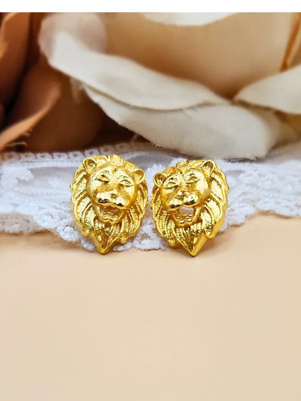 Gold_Alloy_With_Gold_Plating_Premium_Stud_Earrings_For_Women