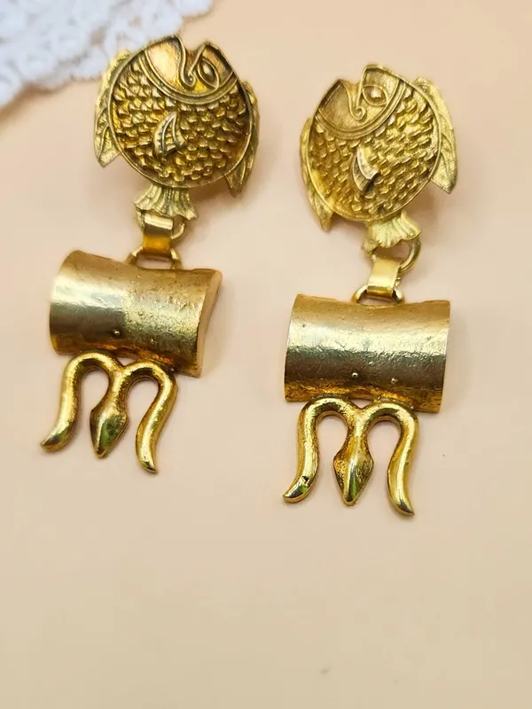 Gold_Alloy_With_Gold_Plating_Premium_Earrings_For_Women