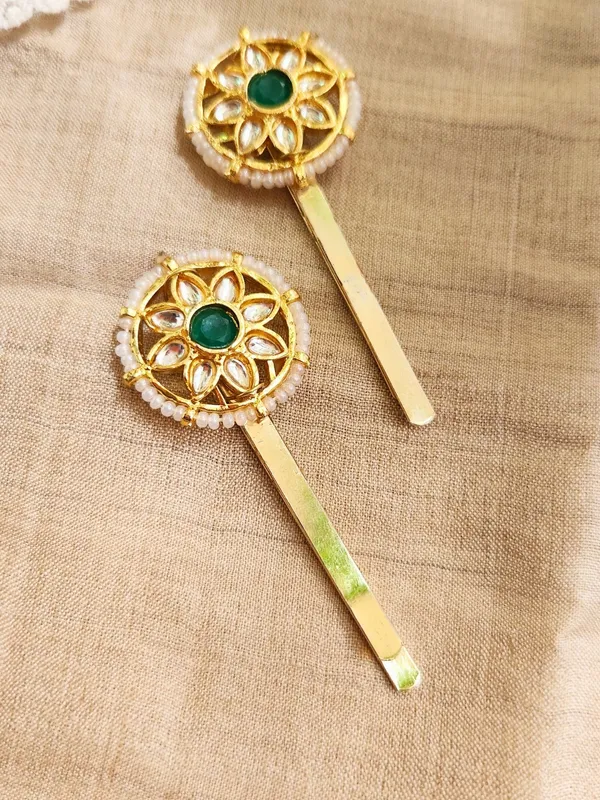 Gold_Alloy_With_Kundan_Stones_Premium_Hair_Pins_For_Women