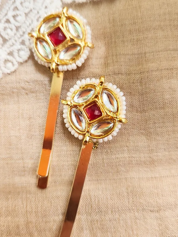 Gold_Alloy_With_Kundan_Stones_Premium_Hair_Pins_For_Women
