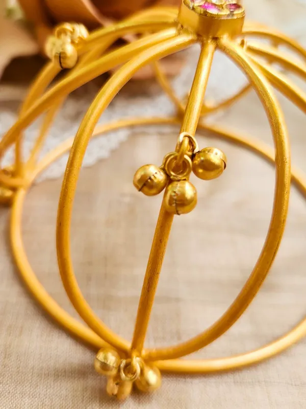 Gold_Brass_Premium_Hair_Bun_Accessory_For_Women