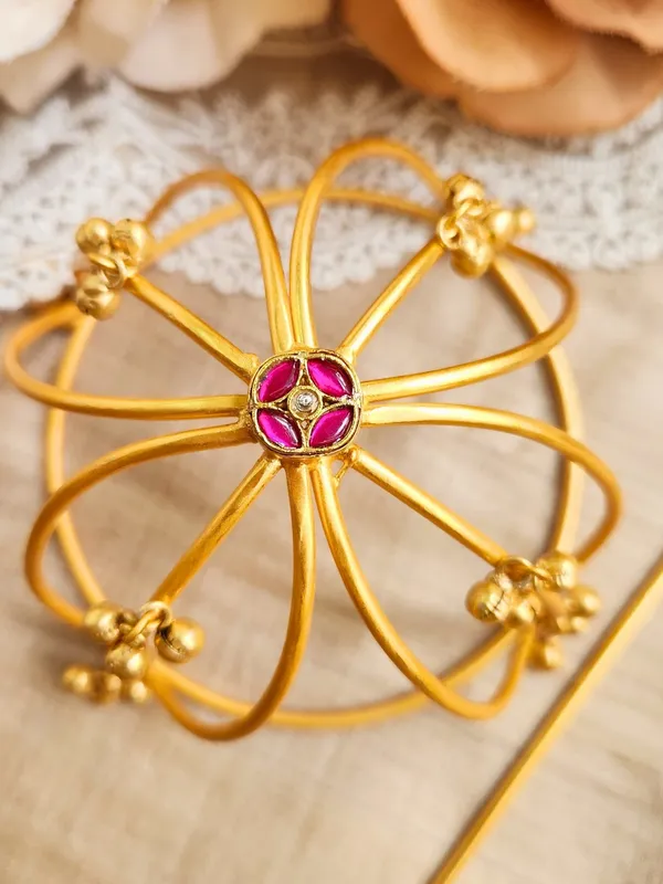 Gold_Brass_Premium_Hair_Bun_Accessory_For_Women