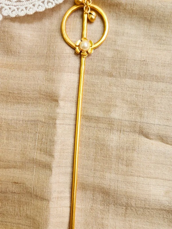 Gold_Brass_Premium_Hair_Bun_Accessory_For_Women