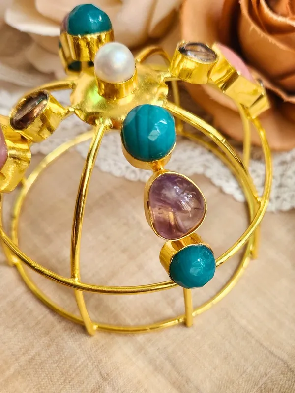 Gold_Brass_Premium_Hair_Bun_Accessory_For_Women
