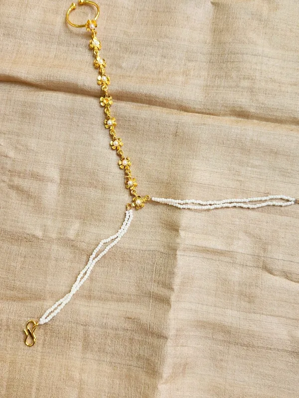 Gold_Alloy_With_Gold_Plating_Premium_Hathphool_For_Women