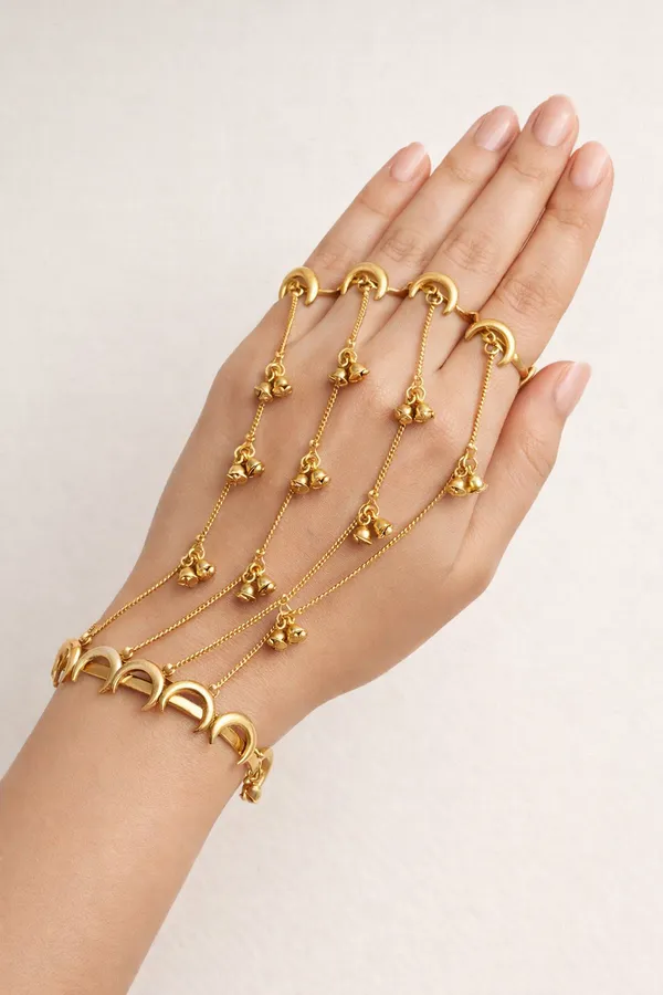 Gold_Alloy_With_Gold_Plating_Premium_Hathphool_For_Women