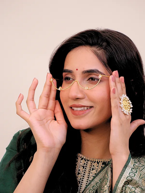 Suhani_Pearl_Facelet