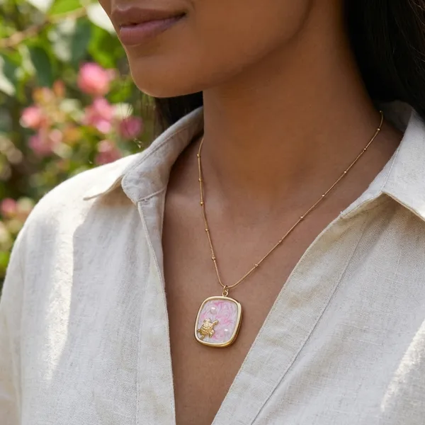 Gold_Stainless_Steel_Necklace_For_Women