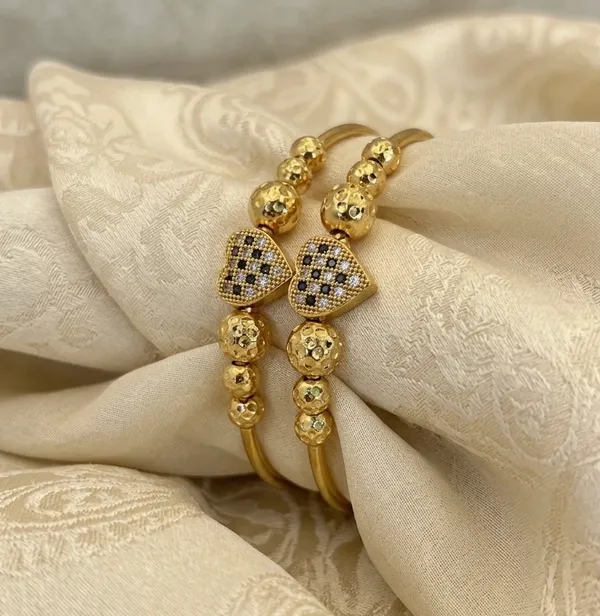 Golden_Traditional_Ethnic_Bangles_Set_Of_2_For_Women