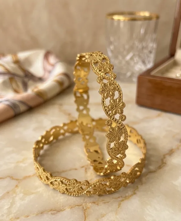 Golden_Traditional_Ethnic_Bangles_Set_Of_2_For_Women