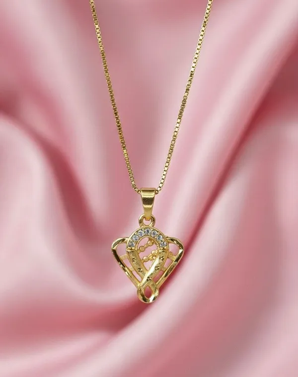 Golden_Heart_Pendant_Necklace_With_Crystal_Accents_For_Women