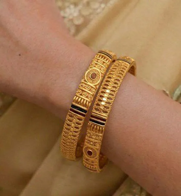 Golden_Traditional_Bangles_With_Enamel_Work_Set_Of_2_For_Women