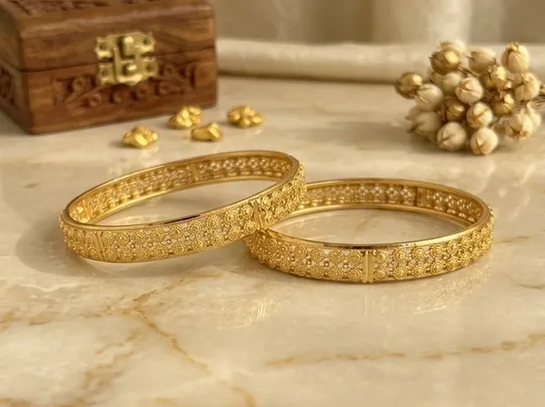 Golden_Traditional_Ethnic_Bangles_Set_Of_2_For_Women