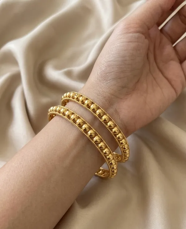 Golden_Dotted_Elegance_Bangles