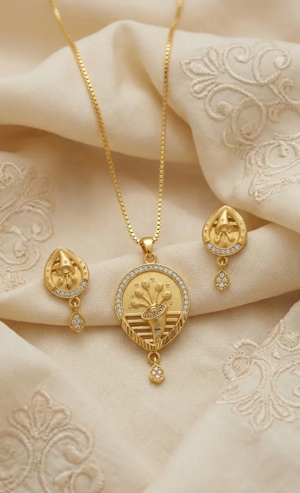 MICRO_GOLD_PLATTED_Pendant_Set_with_Earrings__FOR_DAILY_WEAR