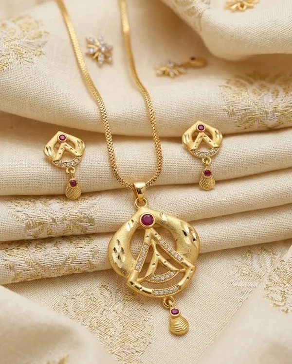 MICRO_GOLD_PLATED__Pendant_Necklace_Set__FOR_DAILY_WEAR