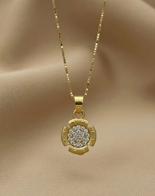 Golden_Floral_Pendant_Necklace_With_Crystal_Center_For_Women