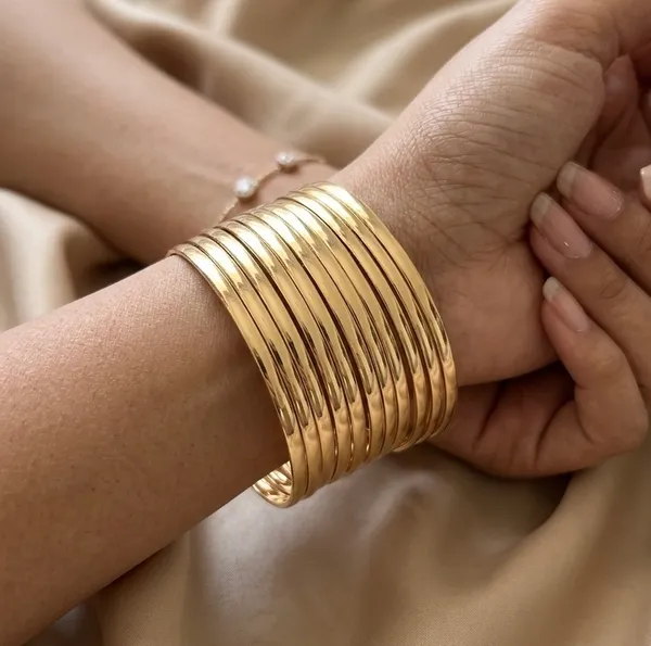 Golden_Traditional_Ethnic_Bangles_Set_Of_2_For_Women