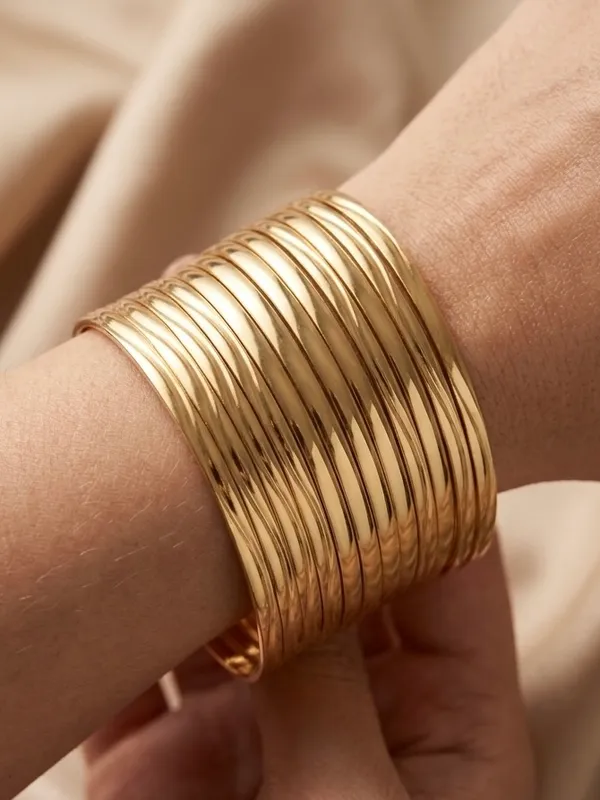 Golden_Traditional_Ethnic_Bangles_Set_Of_2_For_Women