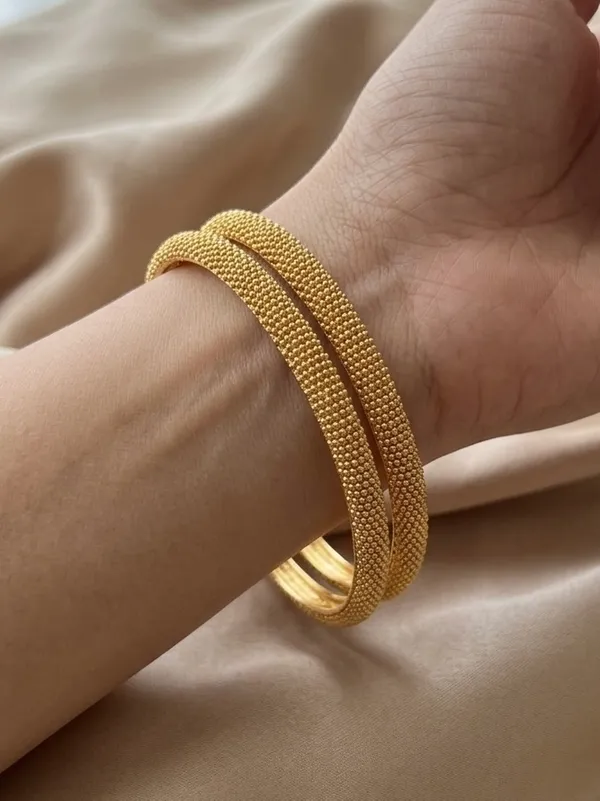 Antique_Textured_Gold_Bangles