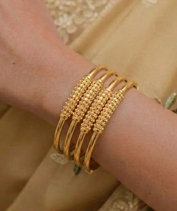 Golden_Textured_Bangle_Set_Traditional_Design_With_Ornate_Centerpiece_For_Women