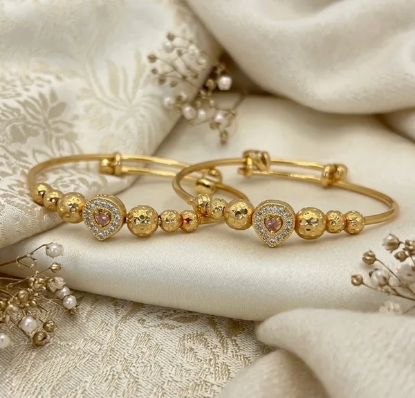 Golden_Traditional_Ethnic_Bangles_Set_Of_2_For_Women