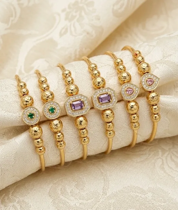 Golden_Traditional_Ethnic_Bangles_Set_Of_2_For_Women