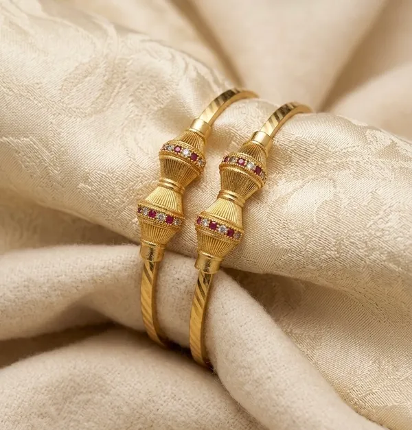 Golden_Traditional_Ethnic_Bangles_Set_Of_2_For_Women
