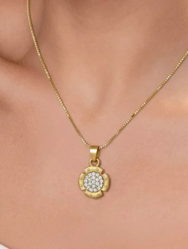 Golden_Floral_Pendant_Necklace_With_Crystal_Center_For_Women