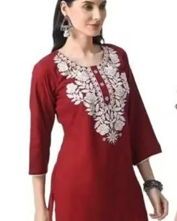 Maroon_Embroidered_Floral_Neckline_Kurta_For_Women