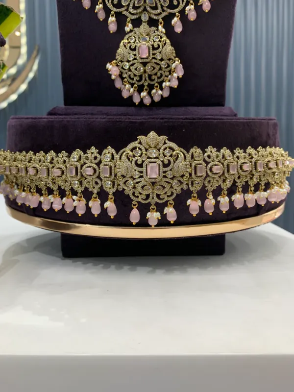 Beautiful_Hevay_Full_Bridal_Combo_set_Necklace_Haram_Vadanam_Earrings_and_tikka