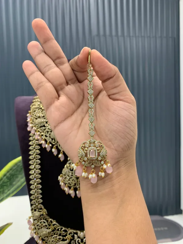 Beautiful_Hevay_Full_Bridal_Combo_set_Necklace_Haram_Vadanam_Earrings_and_tikka