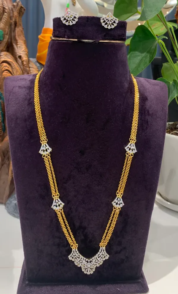 Beautiful_chandraharam_chain_set