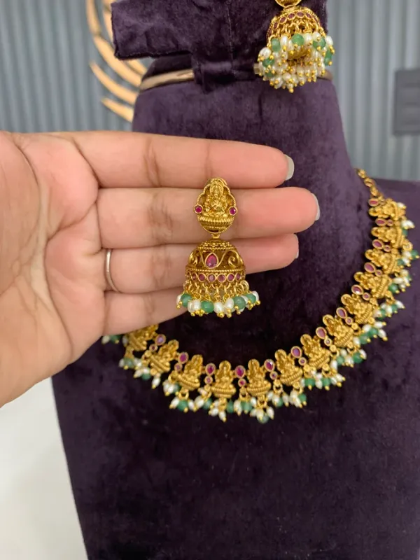 Traditional_AntiqueTemple_style_Gold_Toned_Necklace_Set_With_Green_And_Maroon_Beads