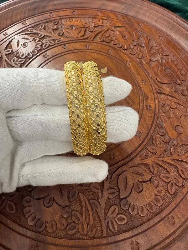 Swarnamandira_Devika_Weave™_Bangles