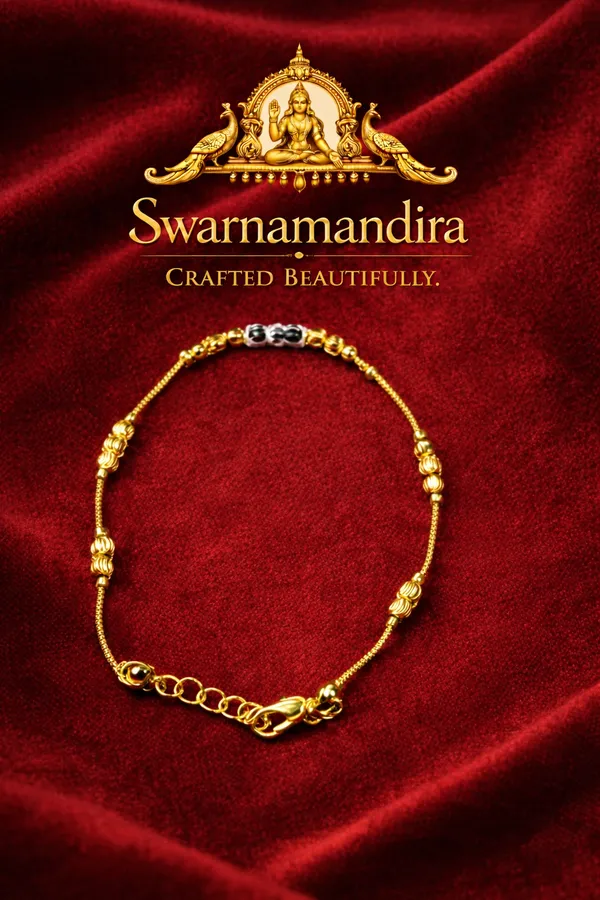 Swarnamandira_Elegant_Gold_&_Black_Beaded_Hand_Bracelet