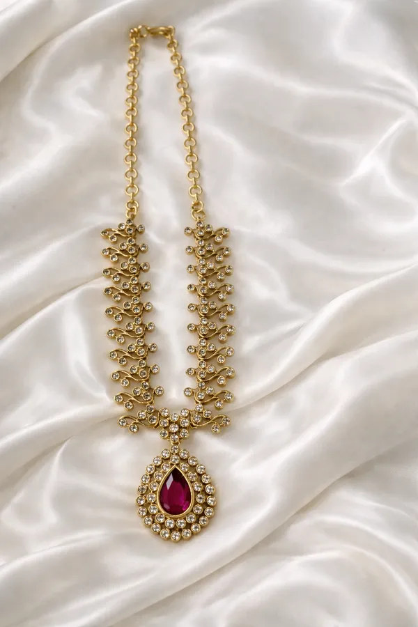 Antique_Gold_Plated_Temple_Jewelry_Necklace_Set_With_Red_Stone_Pendant_And_Earrings