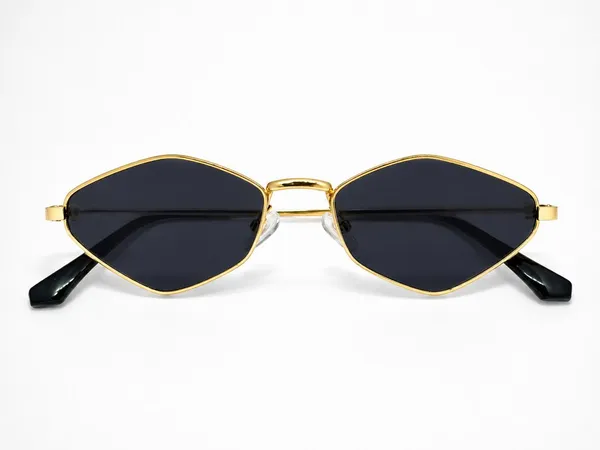 ELITEYE_Noir_Octa_Luxe_Gold_Frame_Sunglasses_–_Slim_Retro_Premium_Edition