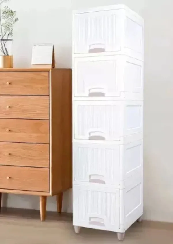White_Plastic_Cupboard_For_Storage_For_Wardrobe_Clothes