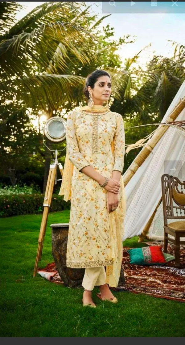 Elegant_Yellow_Floral_Embroidered_Salwar_Suit_Set