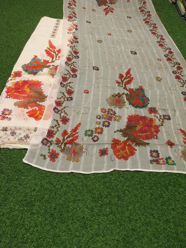 Off-White_Floral_Printed_Unstitched_Suit_Fabric_With_Dupatta