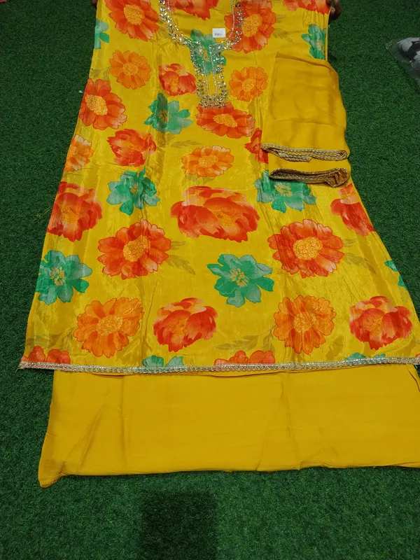 Yellow_Floral_Print_Unstitched_Salwar_Suit_Material_With_Dupatta