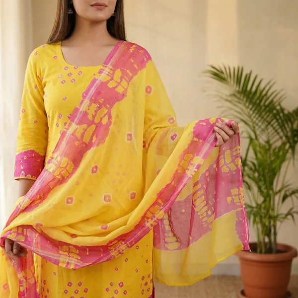 Yellow_And_Pink_Bandhani_Dupatta_With_Mirror_Work